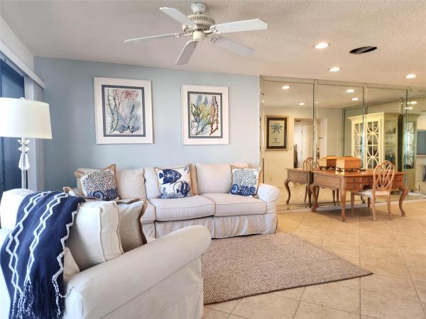 The Beach House, 330 SE 20th Ave #506, Deerfield Beach, Florida 33441, image 1