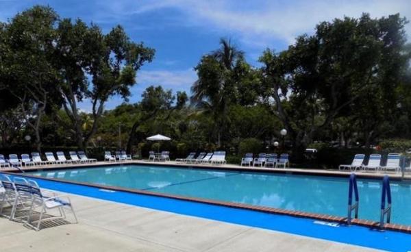 Palm-Aire Country Club 6, 3800 Oaks Clubhouse Dr #201, Pompano Beach, Florida 33069, image 1