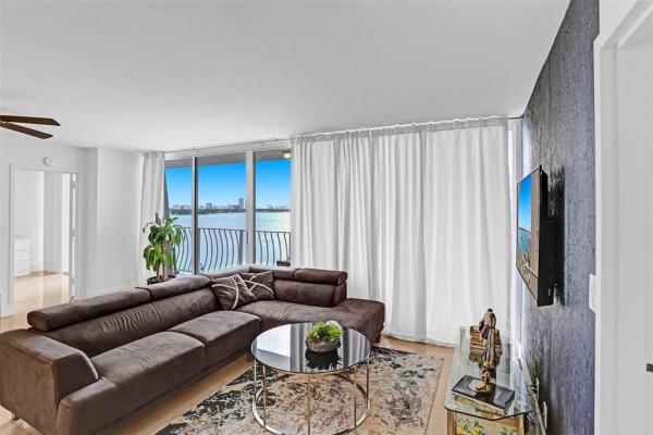 The Grandview Palace, 7601 E Treasure Dr #1524, North Bay Village, Florida 33141, image 2