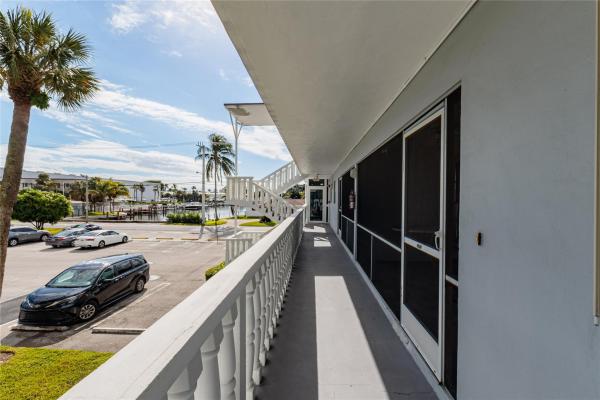 North Hampton Court, 490 SE 19th Ave #203, Pompano Beach, Florida 33060, image 3