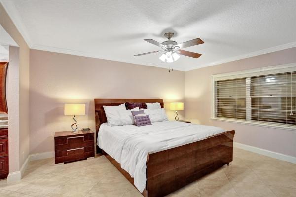 Buckingham At Century Village, 12900 SW 7th Ct #212B, Pembroke Pines, Florida 33027, image 2