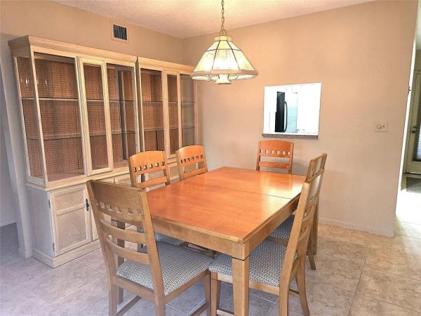 Lucaya Village, 2101 Lucaya Bnd #K4, Coconut Creek, Florida 33066, image 1