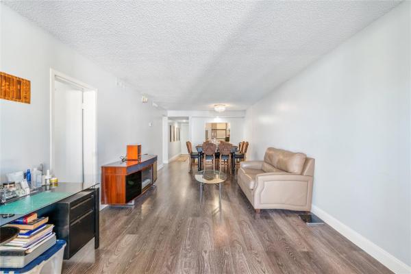 Greenglades, 8437 Forest Hills Dr #203, Coral Springs, Florida 33065, image 3