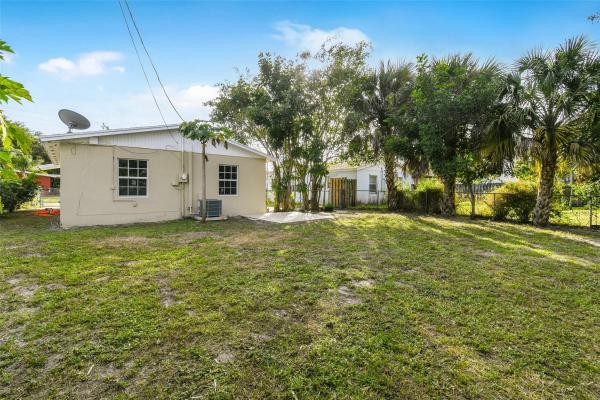 Jupiter River Estates, 1227 Cherokee St, Jupiter, Florida 33458, image 2