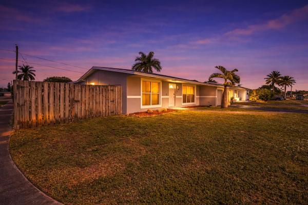 Sunrise Golf Village, 9661 NW 24th Pl, Sunrise, Florida 33322, image 2