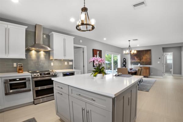 Lauderdale Park, 833 NE 17th Ct, Fort Lauderdale, Florida 33305, image 1
