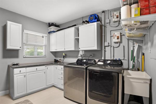 Lauderdale Park, 833 NE 17th Ct, Fort Lauderdale, Florida 33305, image 1