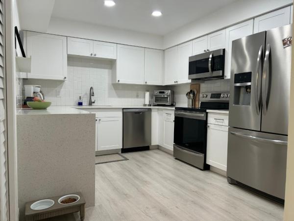 Country Club Village, 16325 Golf Club Rd #109, Weston, Florida 33326, image 1