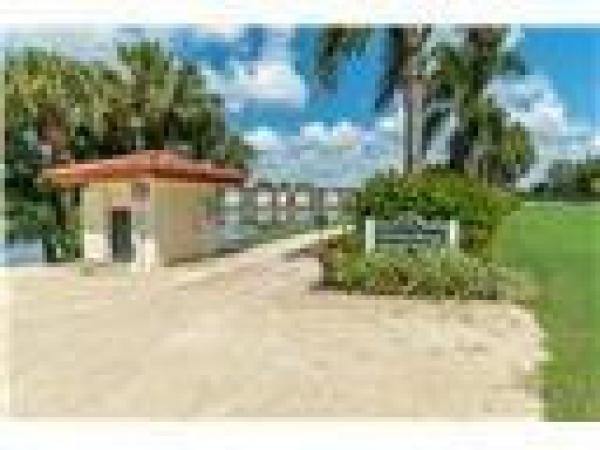 Hollybrook Golf & Tennis Club, 9523 S Hollybrook Lake Dr #102, Pembroke Pines, Florida 33025, image 2