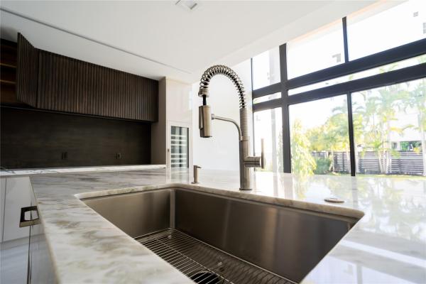 Victoria Park, 508 NE 9th Ave, Fort Lauderdale, Florida 33301, image 1