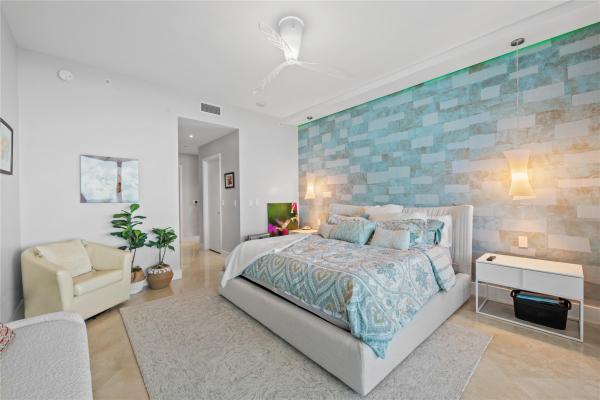 Paramount, 701 N Fort Lauderdale Beach Blvd #704, Fort Lauderdale, Florida 33304, image 1