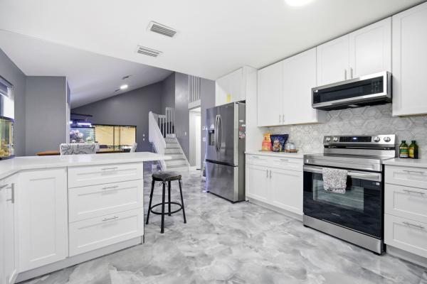 Tara Lakes West, 94 Magnolia Cir, Boynton Beach, Florida 33436, image 2