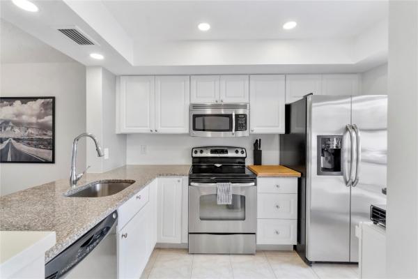 Meadowridge, 2289 SW 15th St #129, Deerfield Beach, Florida 33442, image 2