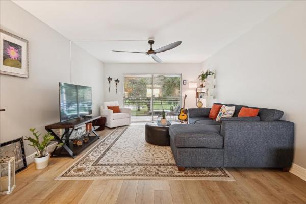 Lucaya Village, 2202 Lucaya Bnd #L2, Coconut Creek, Florida 33066, image 1