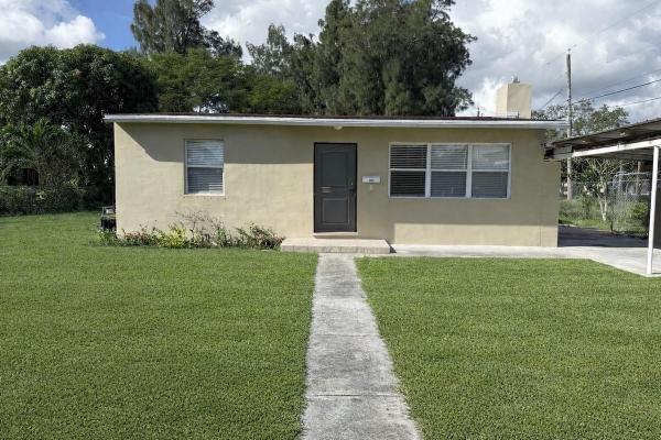 Golfview Heights, 2000 Seminole Blvd, West Palm Beach, Florida 33409, image 2