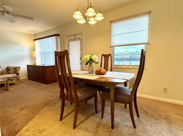 3041 Hythe C, Boca Raton, Florida 33434, image 3