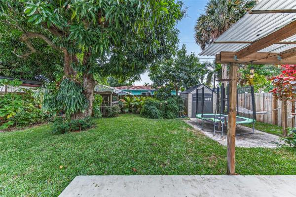 North Andrews Gardens, 270 NE 42nd Ct, Oakland Park, Florida 33334, image 1