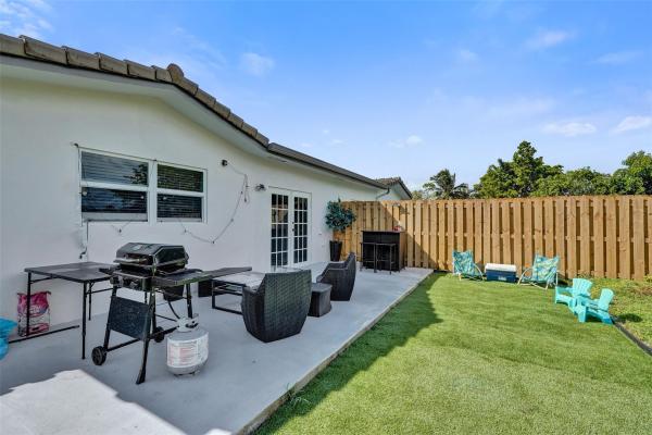 The Dells, 4017 Woodside Dr, Coral Springs, Florida 33065, image 3