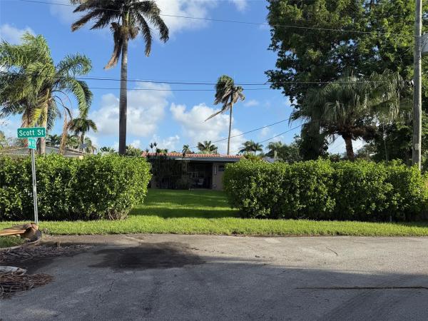 Hollywood Homesites, 1526 Shenandoah St, Hollywood, Florida 33020, image 3