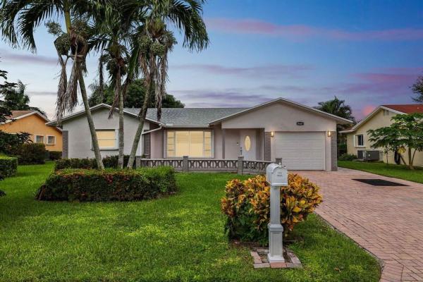 Westwood, 9407 NW 70th Pl, Tamarac, Florida 33321, image 3