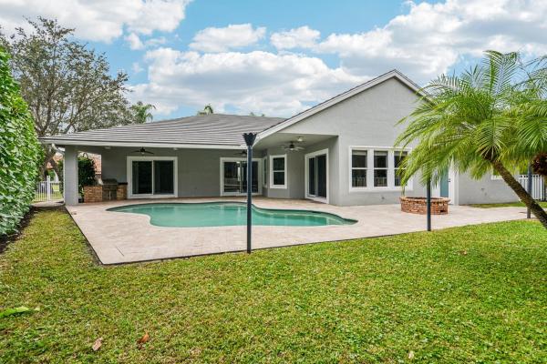 Lakefield West, 1919 S Club Dr, Wellington, Florida 33414, image 2
