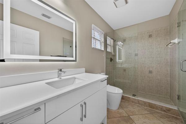 Villa Medici, 1033 NE 17th Way #1103, Fort Lauderdale, Florida 33304, image 1