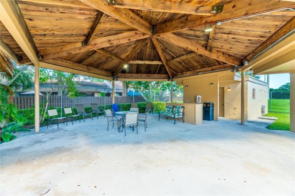 1424 NW 97th Ter #280, Pembroke Pines, Florida 33024, image 1