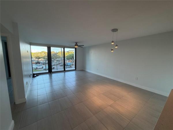 River Reach, 1101 River Reach Dr #205, Fort Lauderdale, Florida 33315, image 3