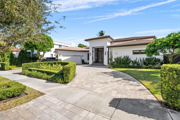 Rio Vista Isles, 1036 SE 12th Way, Fort Lauderdale, Florida 33316, image 2