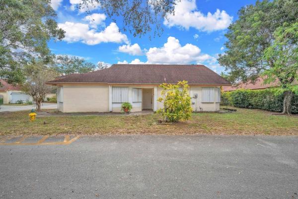 Hunter Green, 155 Colly Way, North Lauderdale, Florida 33068, image 1