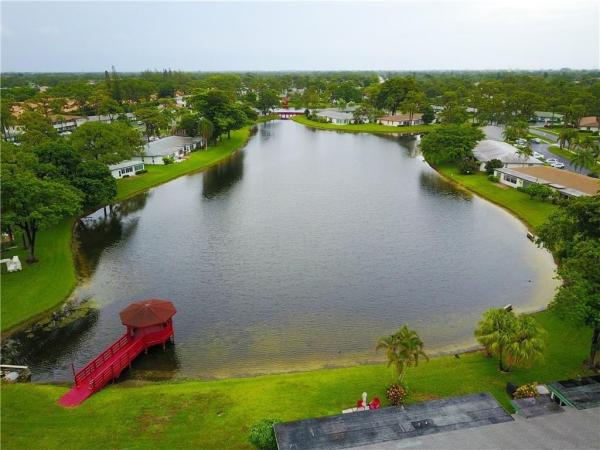 Bridgeview, 5388 Privet Pl #A, Delray Beach, Florida 33484, image 2
