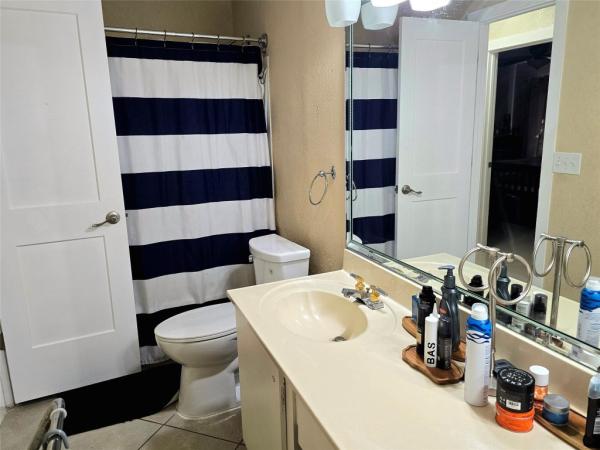 Bonaventure Lakes, 400 Bonaventure Blvd, Weston, Florida 33326, image 2