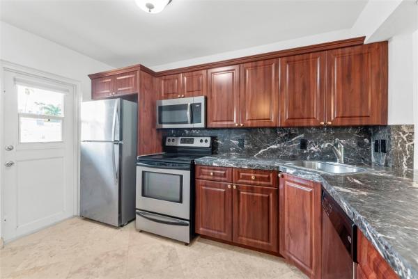 Lighthouse Point Plaza, 4502 N Federal Hwy #225C, Lighthouse Point, Florida 33064, image 3