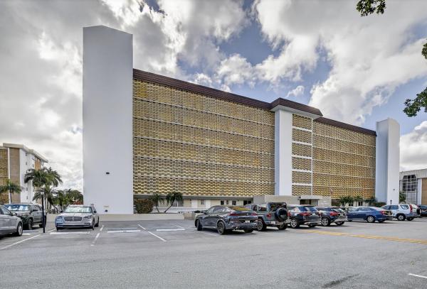 River Terrace At River Shores, 3050 NE 16th Ave #207, Oakland Park, Florida 33334, image 1