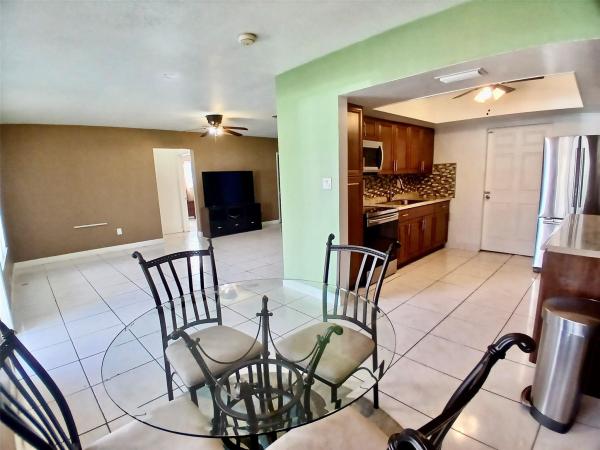 Andover, 330 NW 205th Ter, Miami Gardens, Florida 33169, image 1