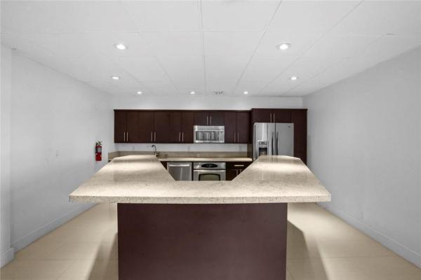 The Berkley South, 3015 N Ocean Blvd #7K, Fort Lauderdale, Florida 33308, image 1