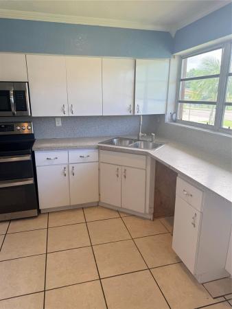 Carol City, 19425 NW 39th Ave, Miami Gardens, Florida 33055, image 2
