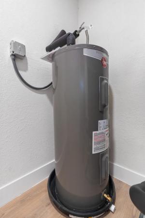 Commercial Liberty City, 1430 NW 74th St, Gladeview, Florida 33147, image 1