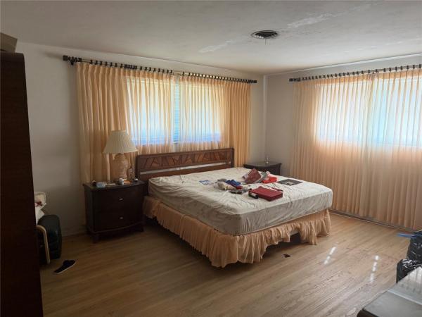 Kendall Point, 8230 SW 87th Ter, Kendall, Florida 33143, image 2