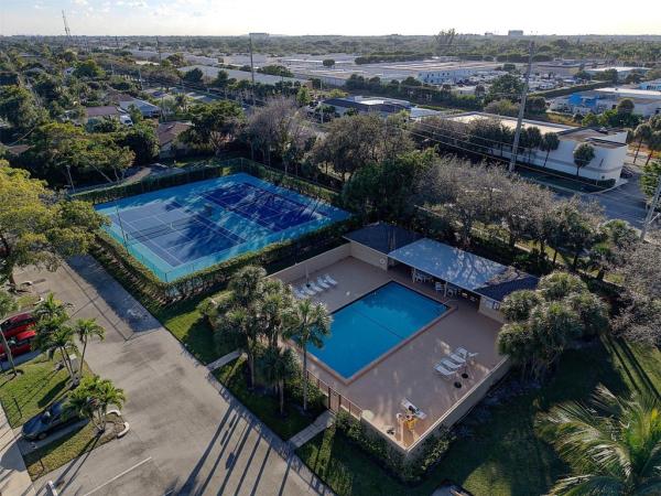 Sanctuary Pines In Boca Raton, 3939 NE 5th Ave #F103, Boca Raton, Florida 33431, image 3