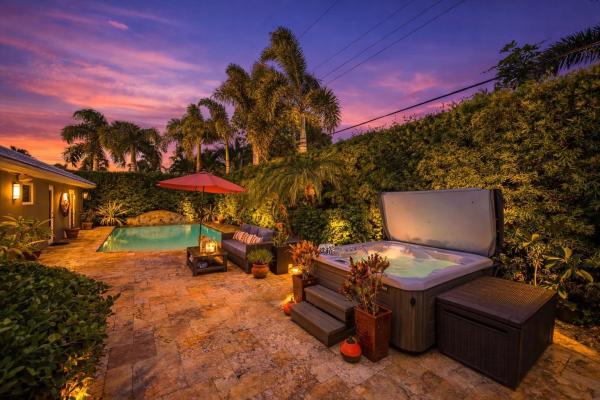 Coral Highlands, 1900 NE 57th St, Fort Lauderdale, Florida 33308, image 1