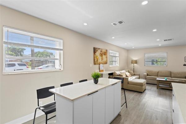 Woodlawn, 827 SW 29th St #1-2, Fort Lauderdale, Florida 33315, image 3