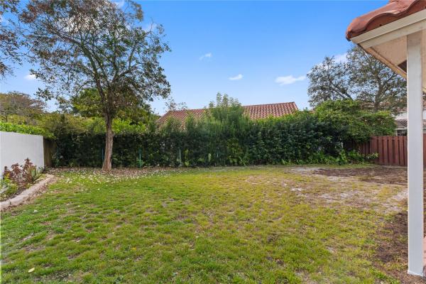 Ventana At Jacaranda, 9815 NW 5th Pl, Plantation, Florida 33324, image 2