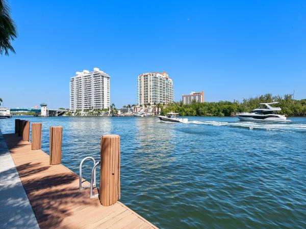 Aquablu, 920 Intracoastal Dr #1402, Fort Lauderdale, Florida 33304, image 1