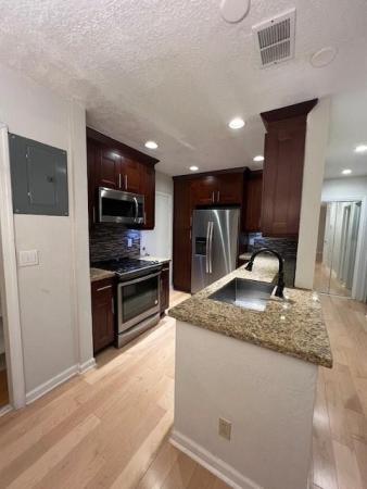 Imperial Point Colonnades, 6750 NE 21st Rd #103, Fort Lauderdale, Florida 33308, image 1