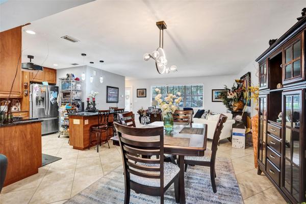 Boulevard Heights, 7680 NW 14th St, Pembroke Pines, Florida 33024, image 1