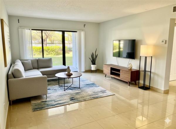 Visconti, 9288 W Atlantic Blvd #1114, Coral Springs, Florida 33071, image 2