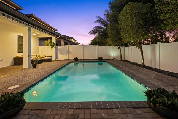 Whispering Oaks, 4919 Whispering Way, Dania Beach, Florida 33312, image 2