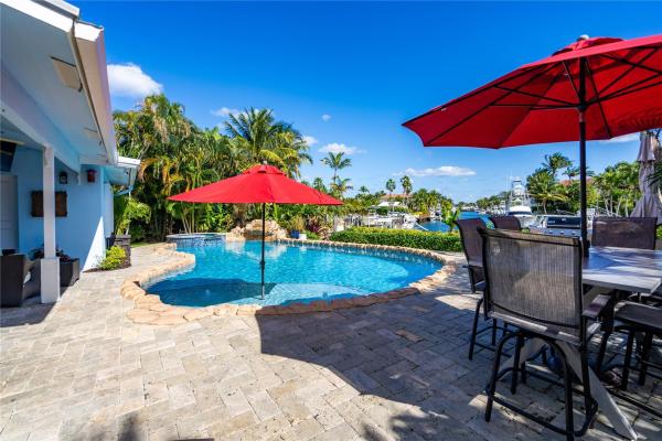 Hillsboro Isles, 2432 NE 22nd Ave, Lighthouse Point, Florida 33064, image 2