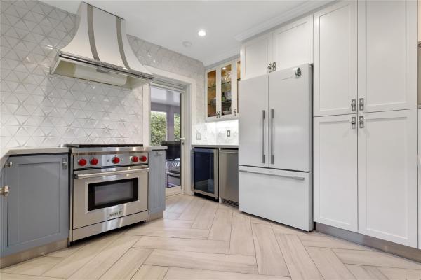 390 NE 10th Ave, Fort Lauderdale, Florida 33301, image 1